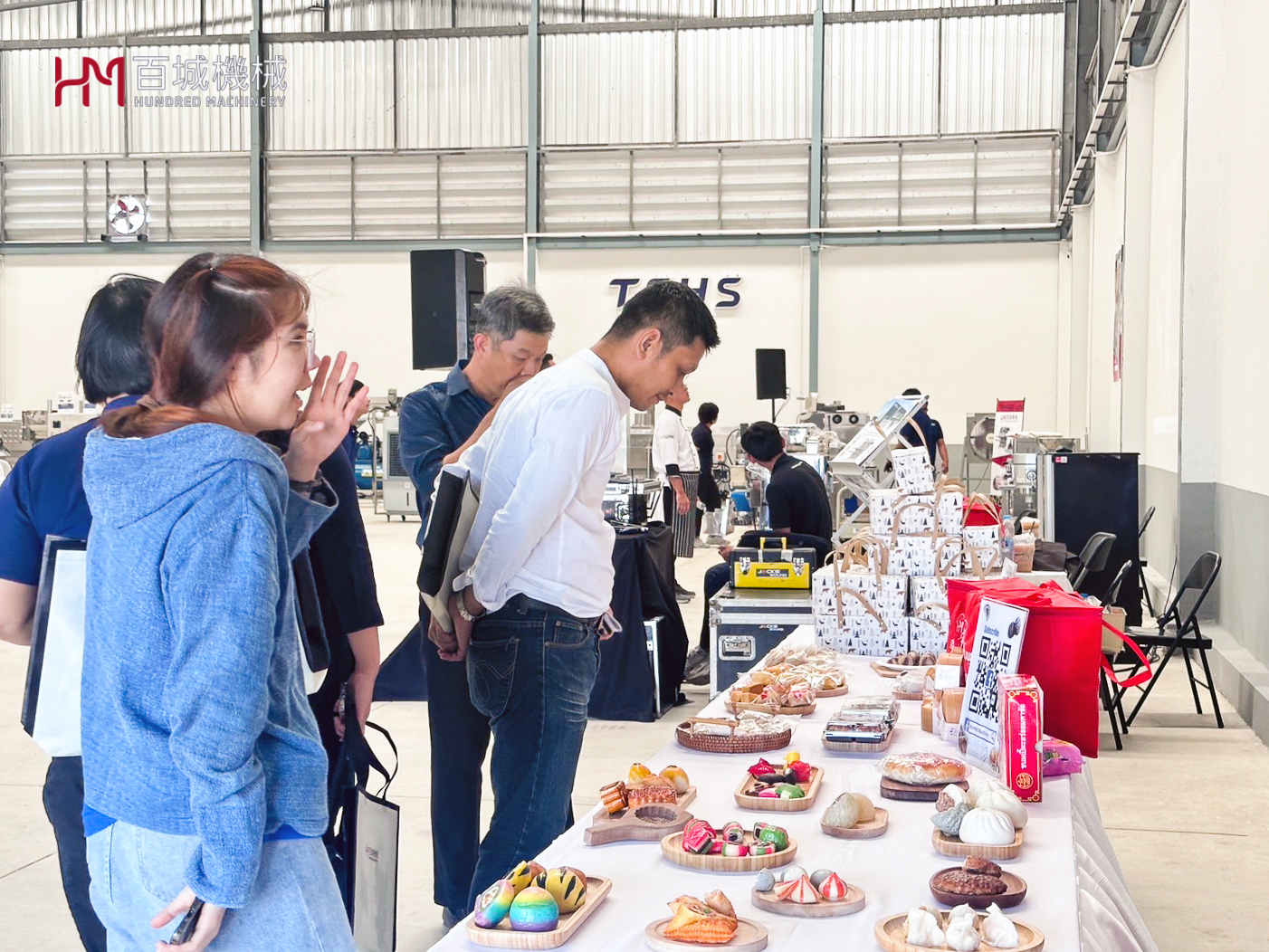 Hundred Machinery จากไต้หวันสร้างความฮือฮาในงาน THAIFEX Anuga ด้วยเครื่องอัดไส้และขึ้นรูปอัตโนมัติสุดล้ำที่เพิ่มขีดความสามารถให้กับธุรกิจอาหาร